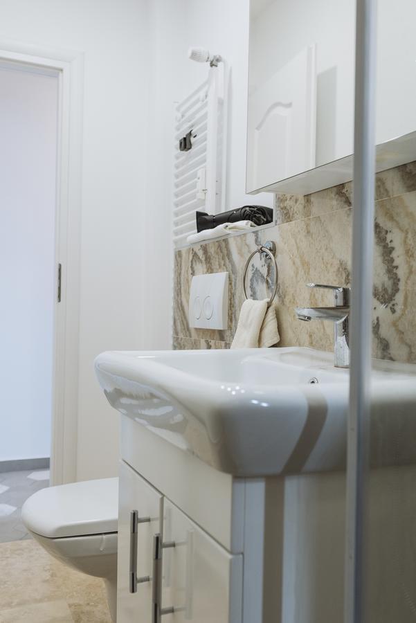 Luxury City Centre Apartment 布加勒斯特 外观 照片